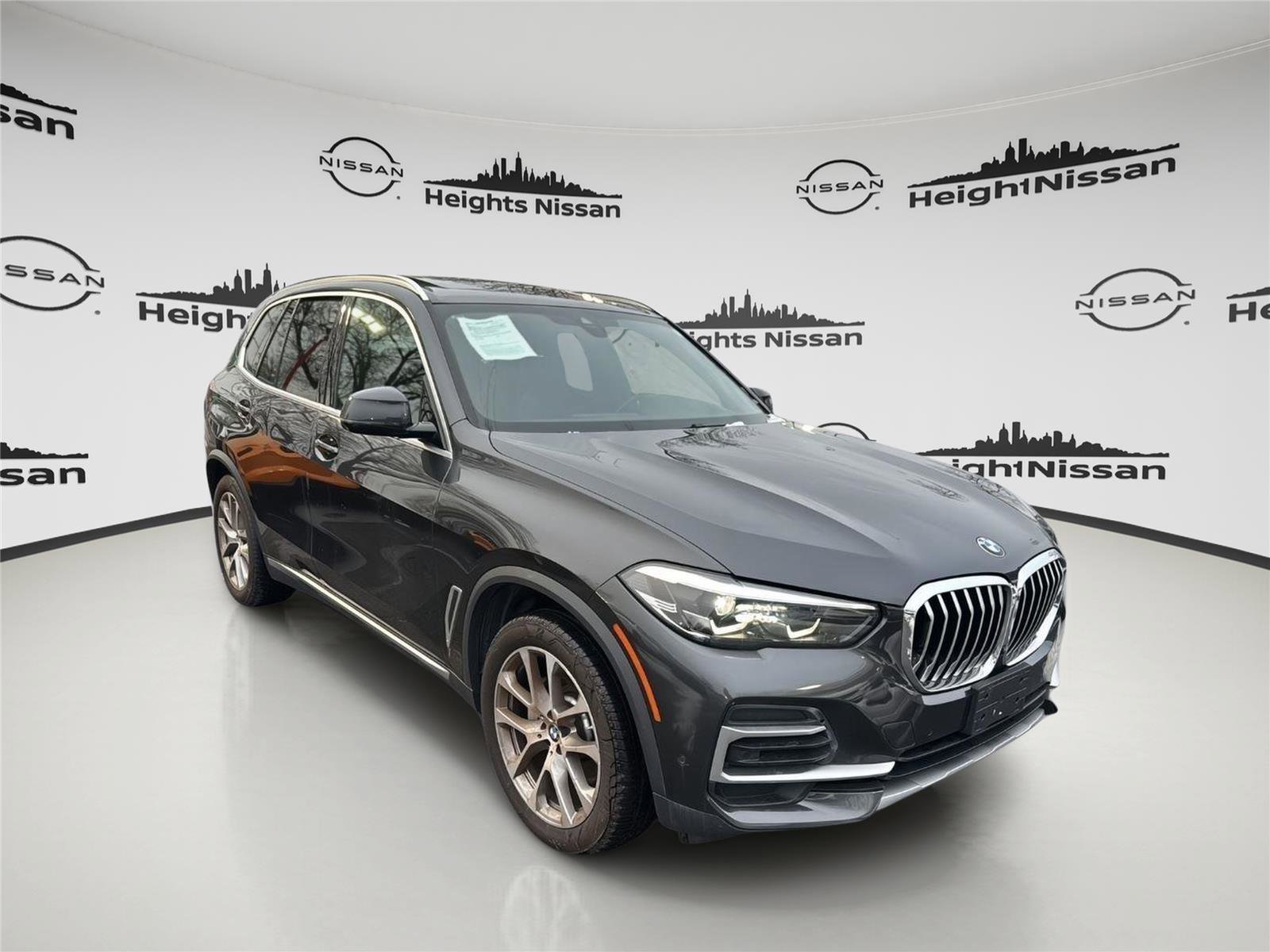 Used 2022 BMW X5 xDrive40i w/ Premium Package image 6