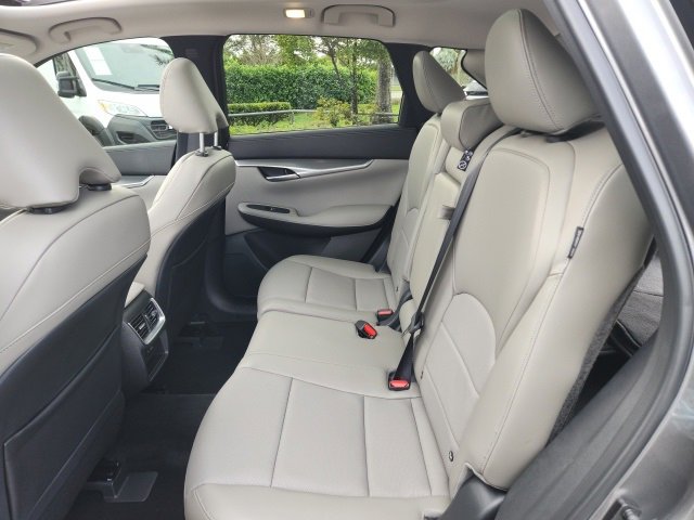 Used 2025 INFINITI QX50 Luxe image 19