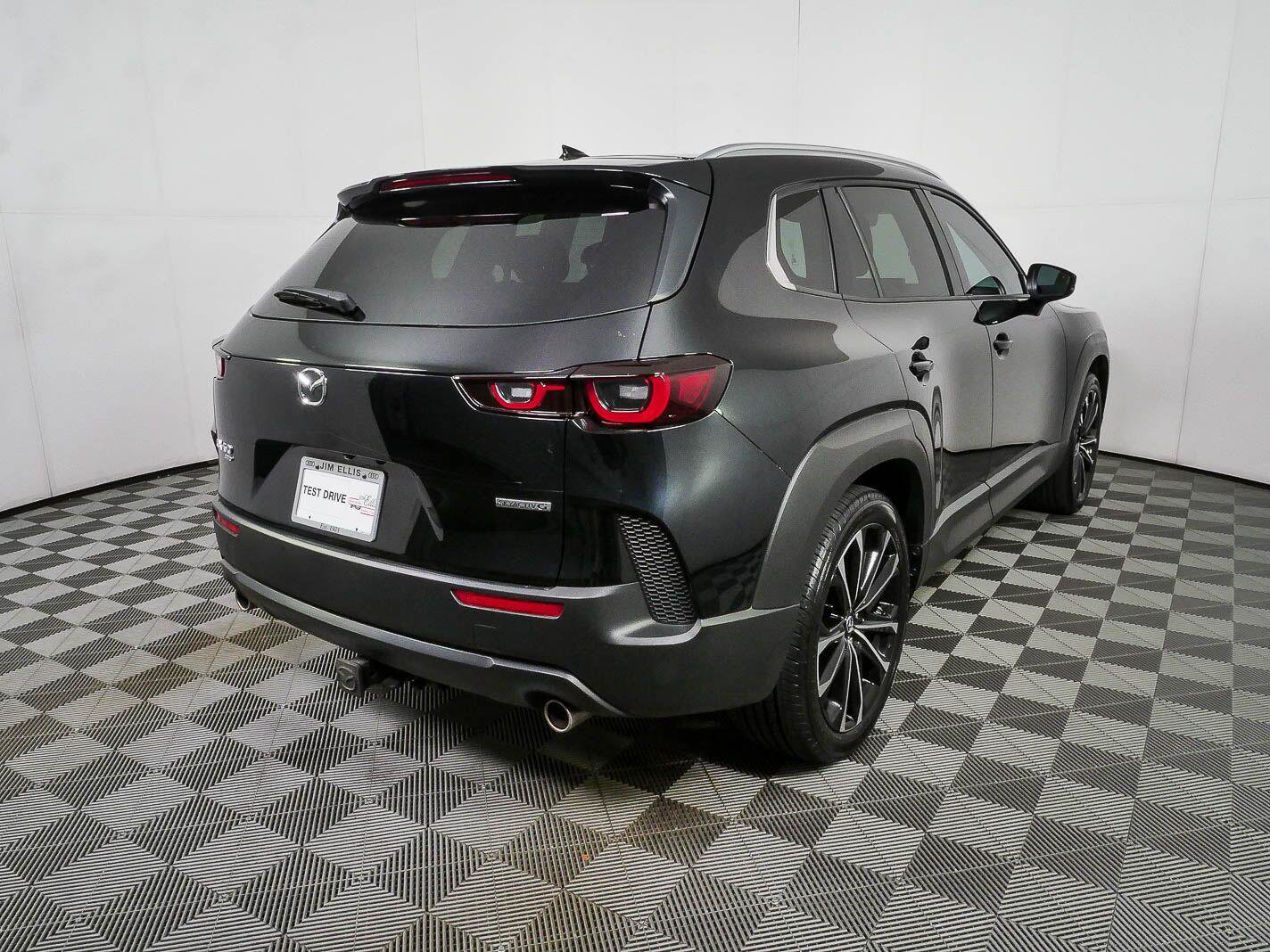 Used 2024 MAZDA CX-50 AWD 2.5 S w/ Premium Plus Pkg image 3