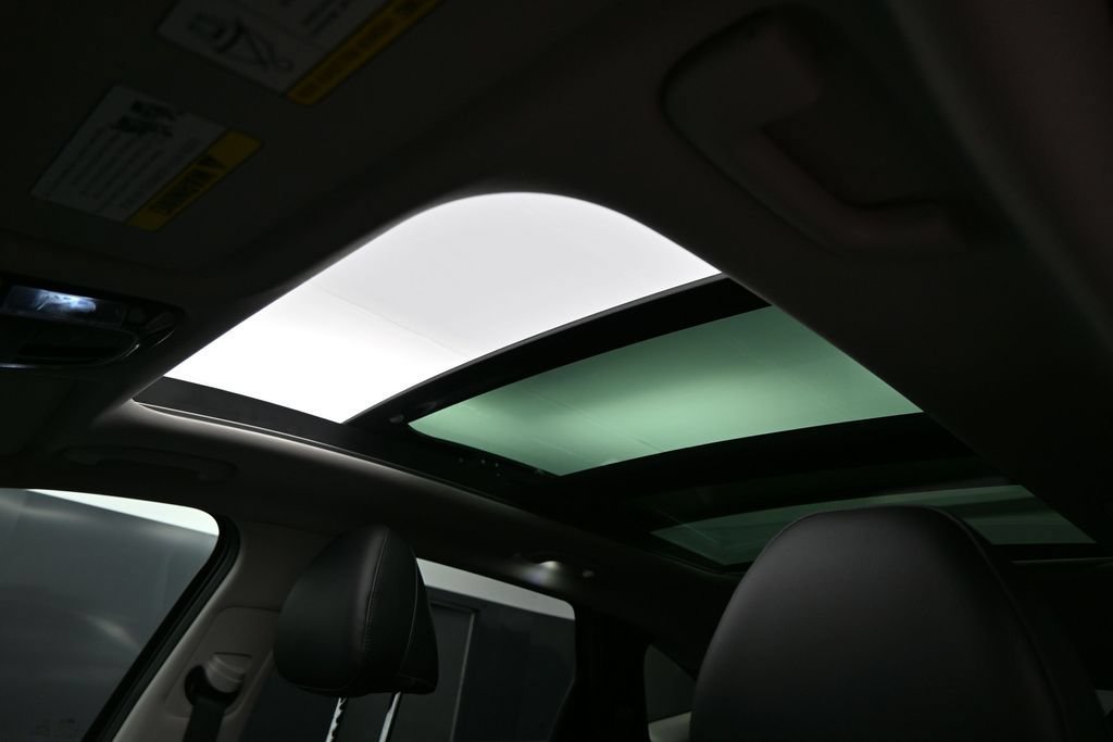Used 2022 Hyundai Tucson Limited AWD/4WD image 13