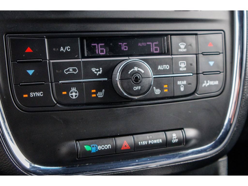Used 2017 Dodge Grand Caravan GT FWD image 27