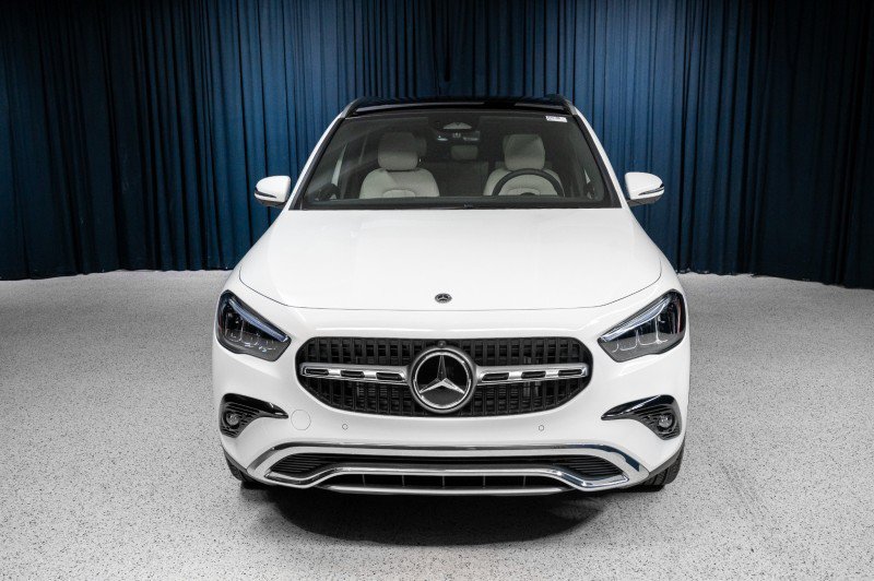New 2026 Mercedes-Benz GLA 250 image 2