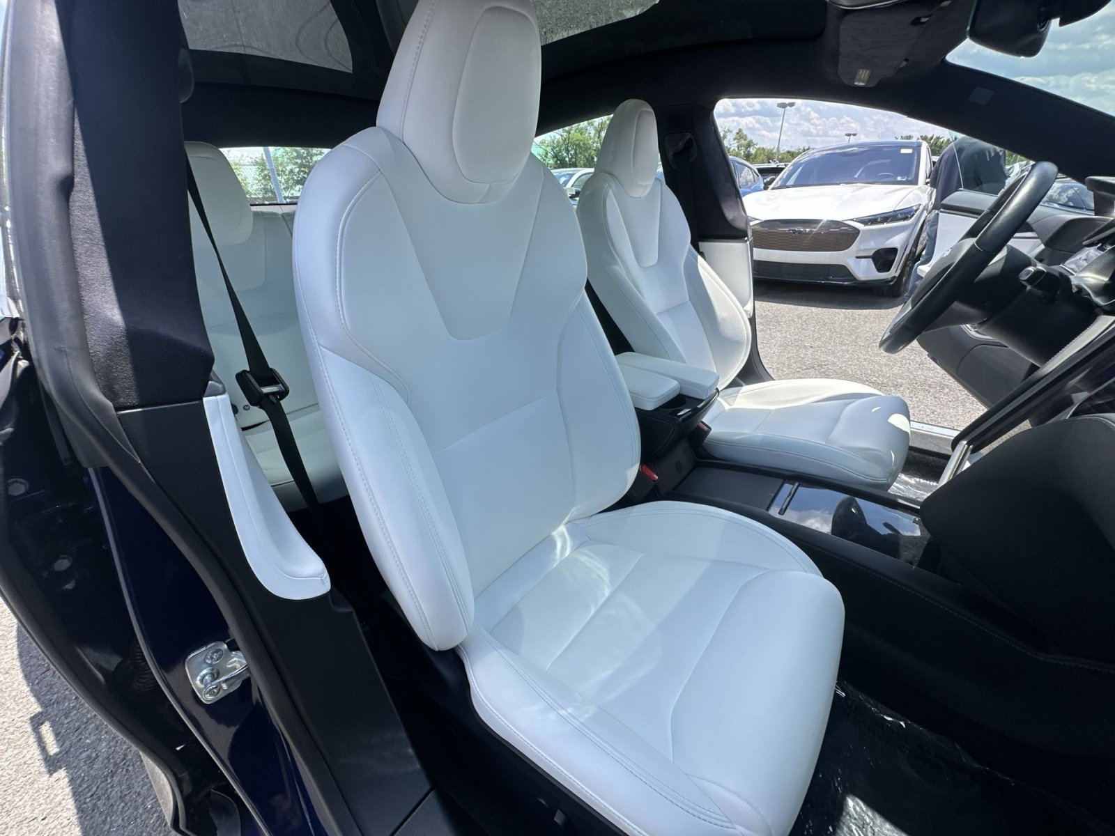 Used 2020 Tesla Model S Long Range AWD/4WD image 35