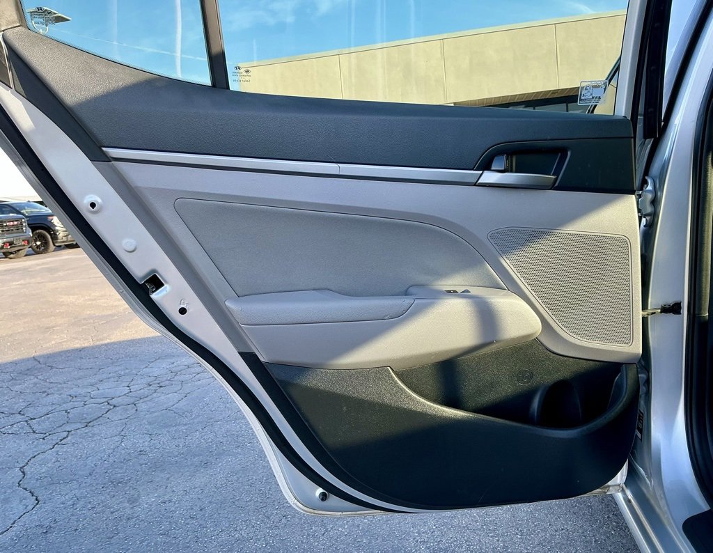 Used 2018 Hyundai Elantra SEL image 31