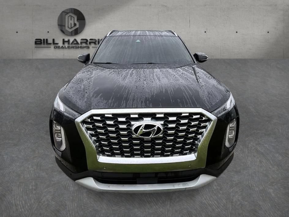 Used 2020 Hyundai Palisade SEL w/ Premium Package FWD image 2