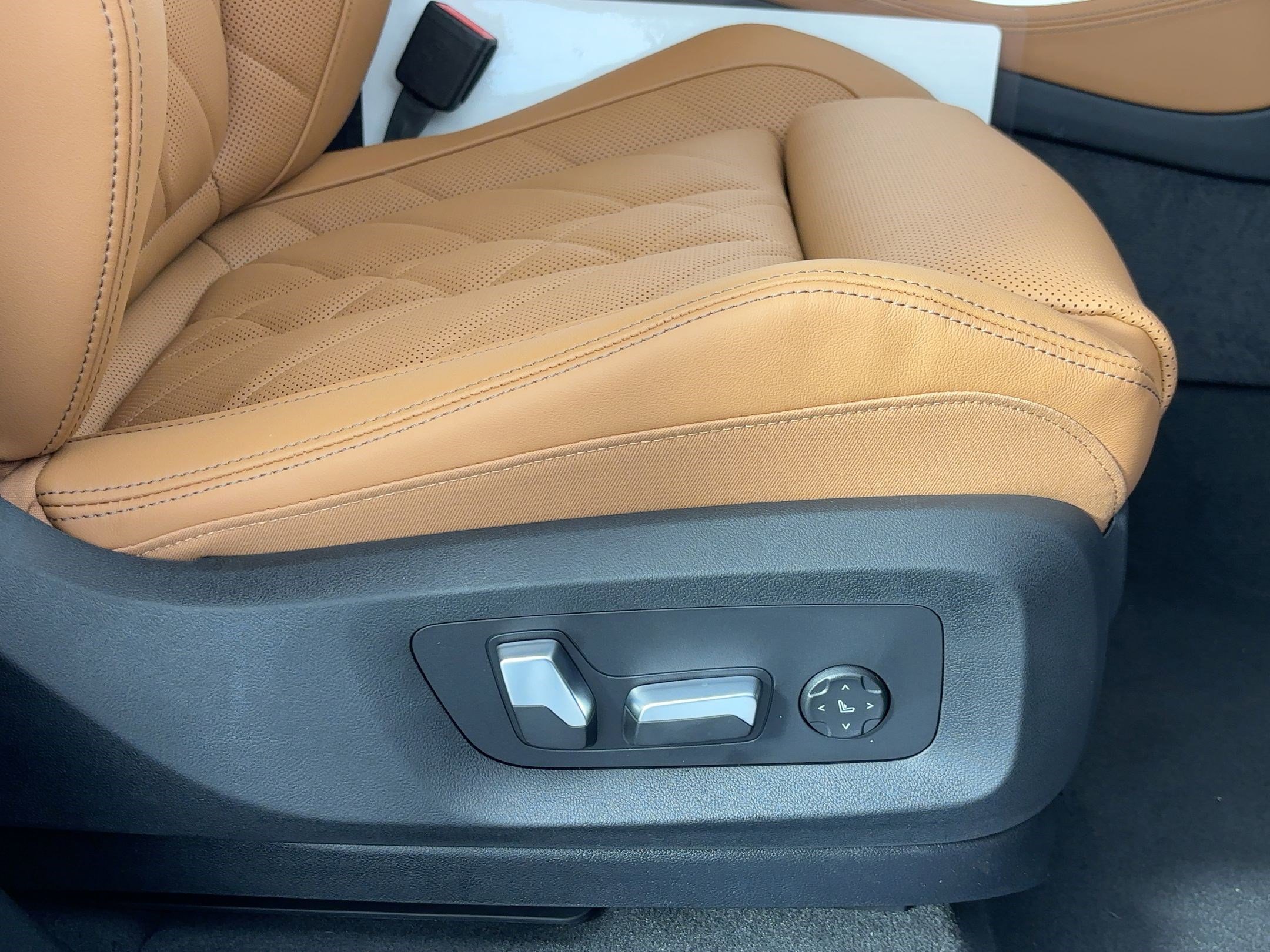 New 2026 BMW X5 sDrive40i w/ Parking Assistance Package image 31