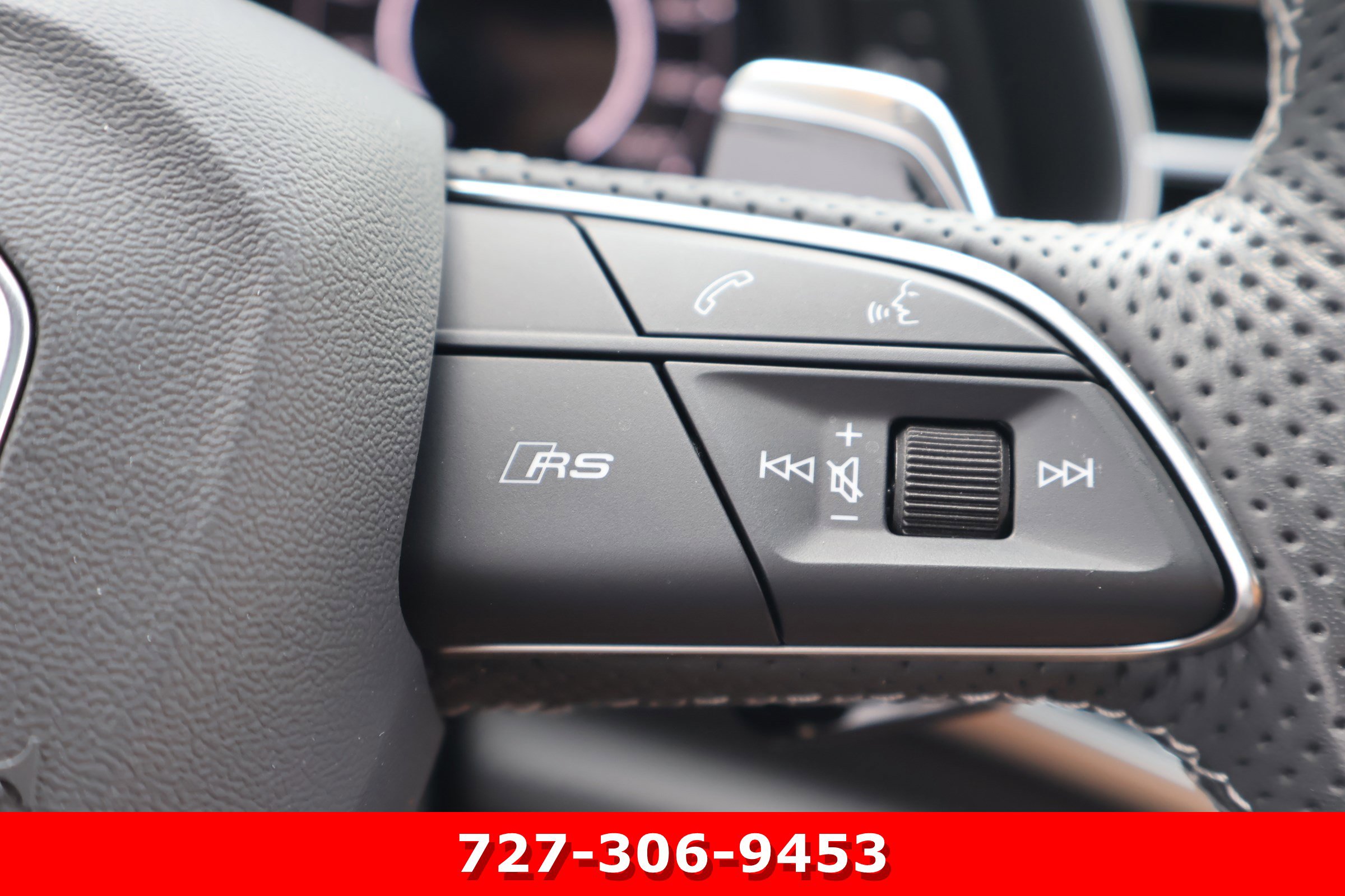 Used 2025 Audi RS Q8 performance image 25