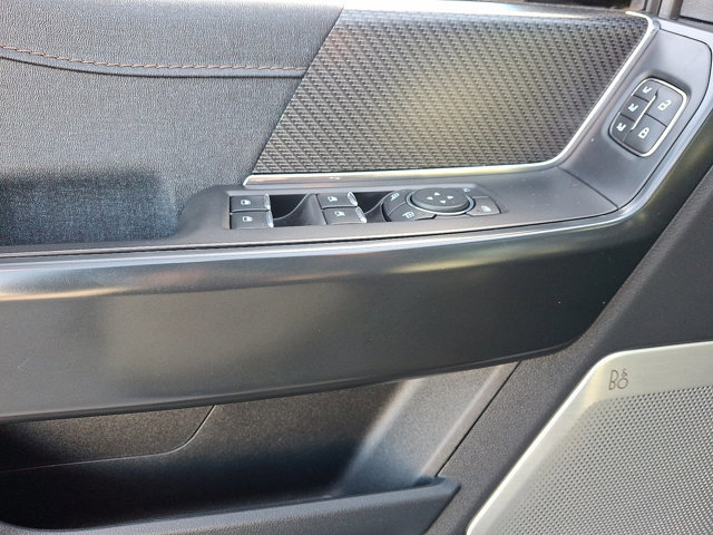 Used 2023 Ford F150 Raptor w/ Raptor Carbon Fibre Package image 13