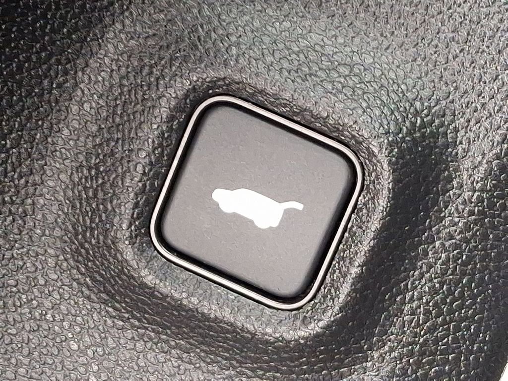 Certified 2023 Acura MDX A-Spec image 29