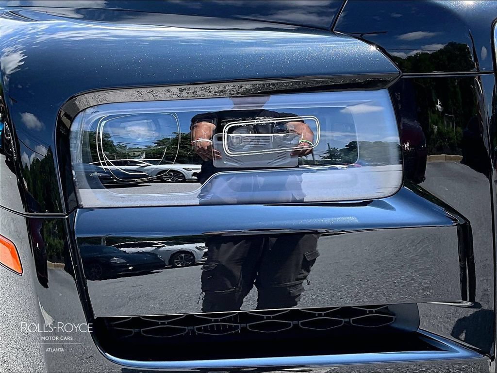 Certified 2023 Rolls-Royce Cullinan AWD/4WD image 26