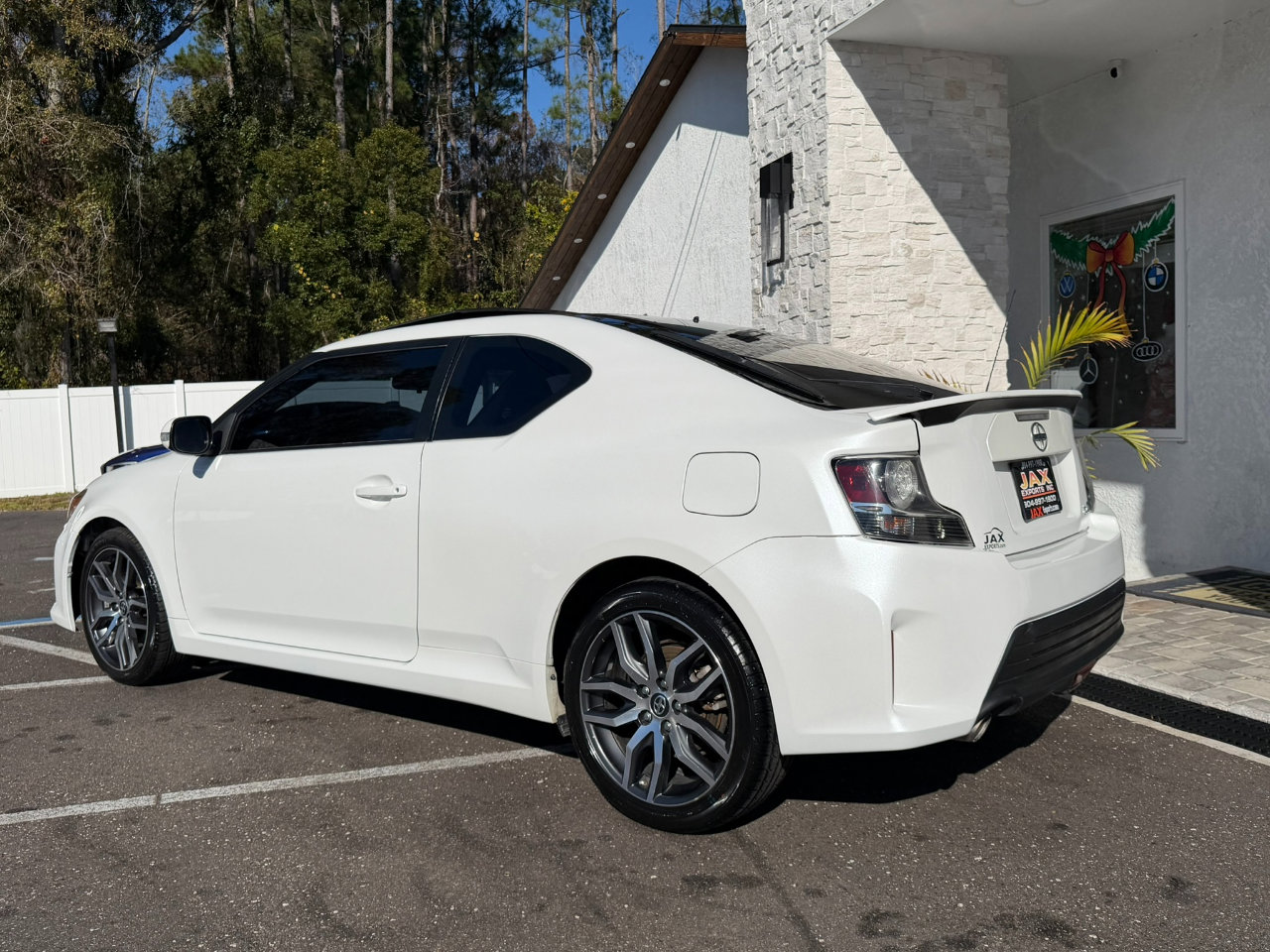 Used 2015 Scion tC image 10