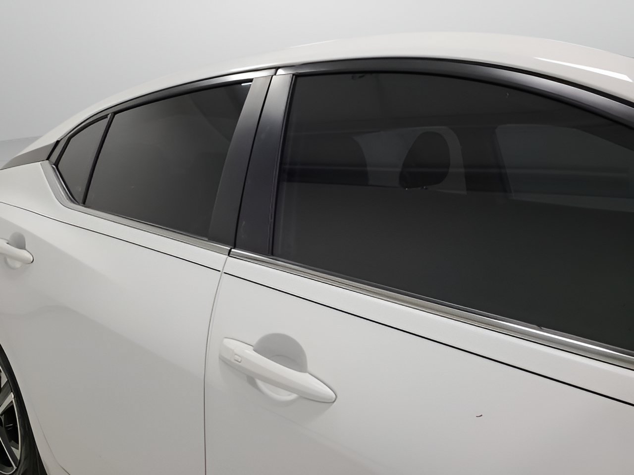 Used 2024 Nissan Sentra SV FWD image 15