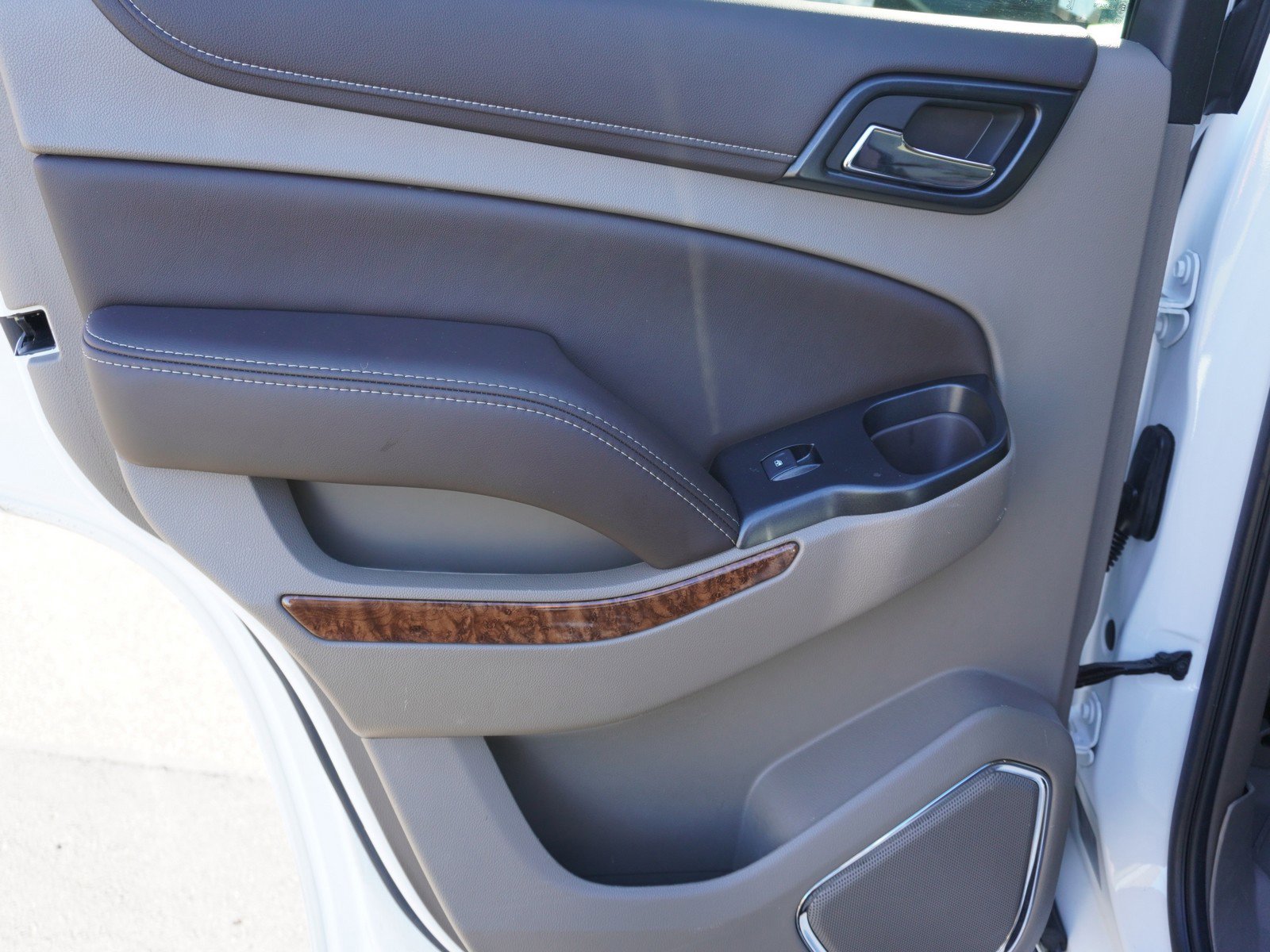 Used 2020 Chevrolet Tahoe Premier w/ Max Trailering Package image 14