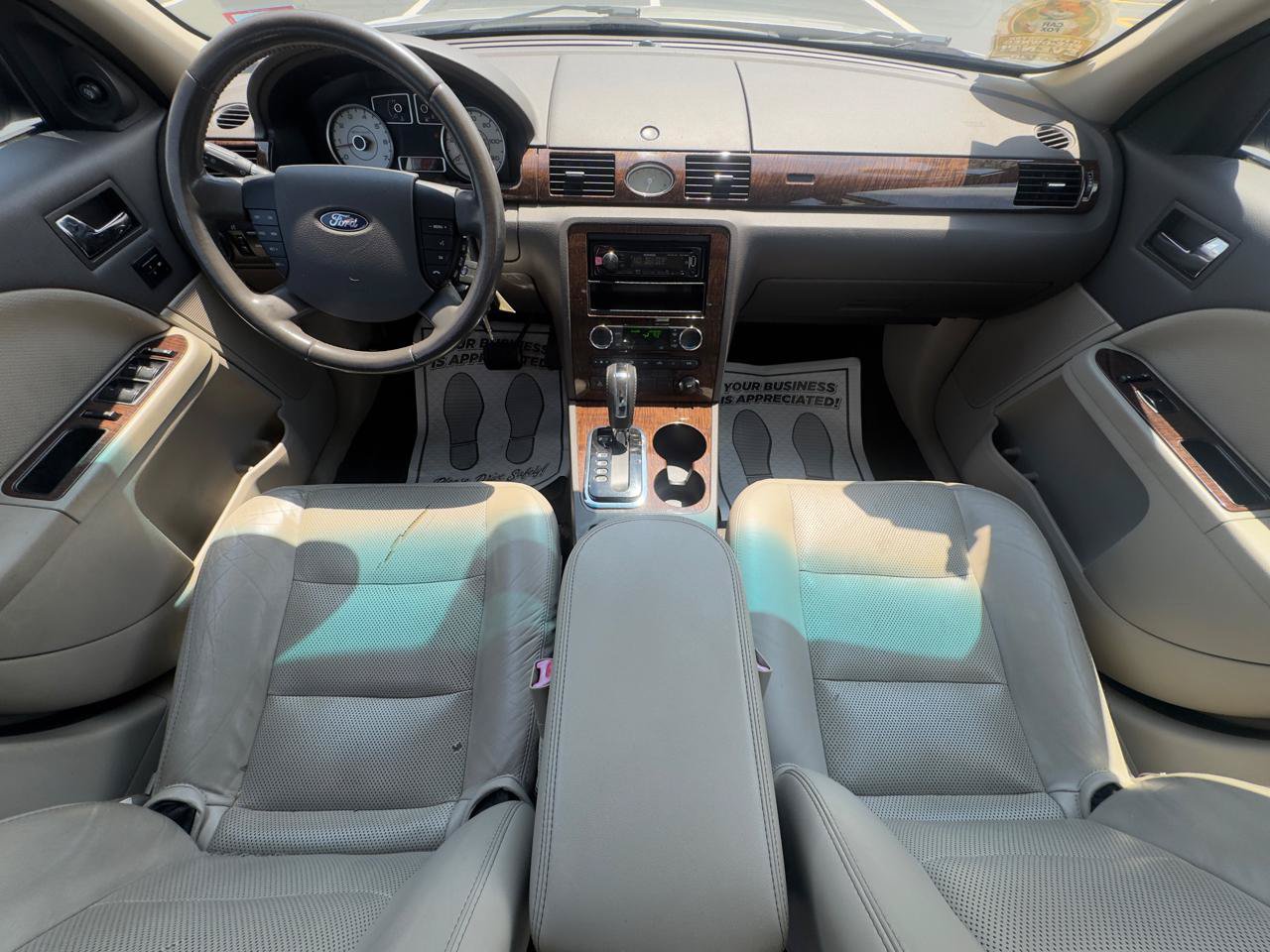Used 2008 Ford Taurus Limited FWD image 15