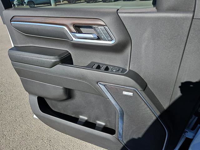 Used 2024 GMC Sierra 1500 SLT image 14