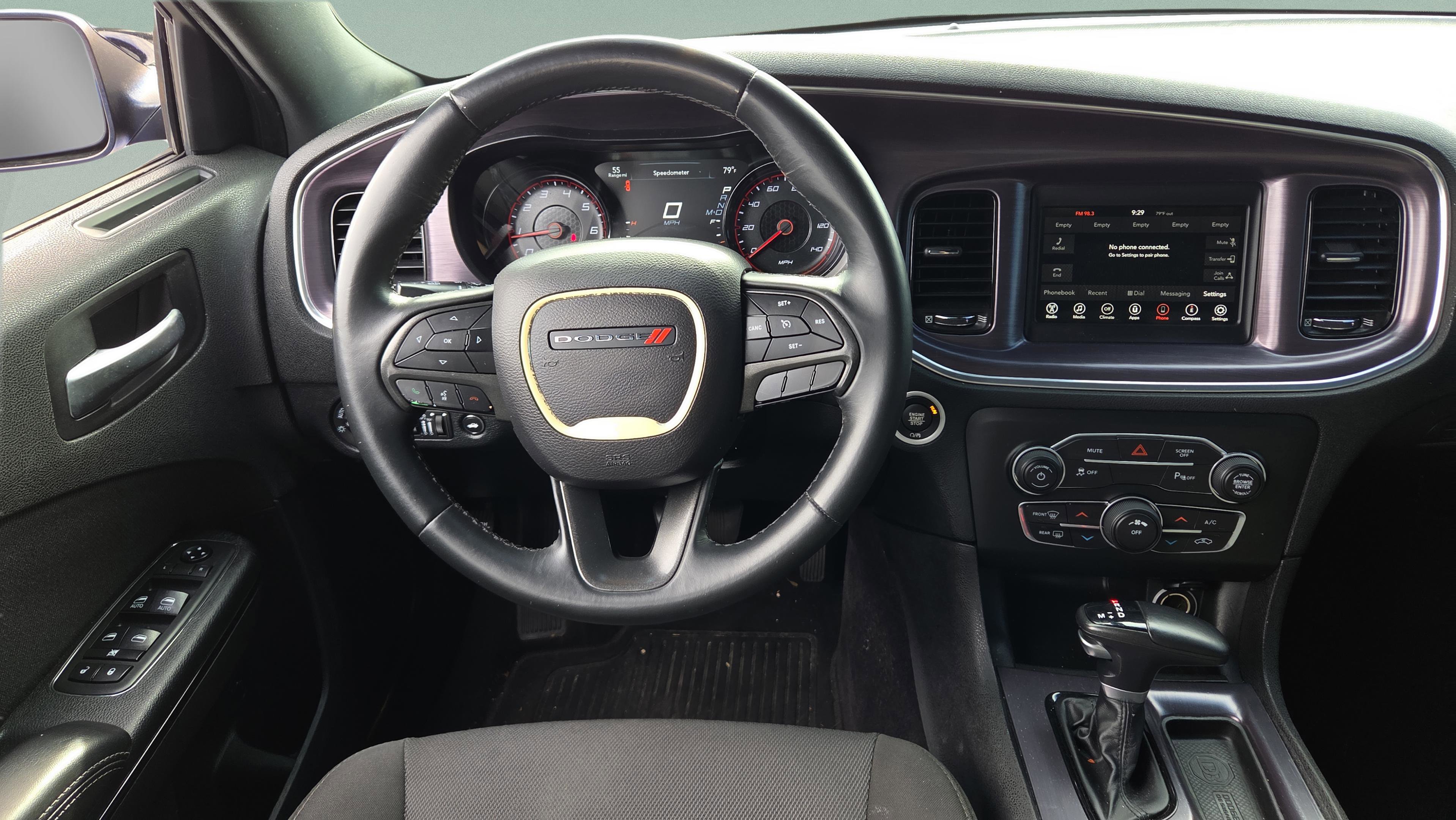 Used 2018 Dodge Charger SXT w/ Blacktop Package RWD image 11