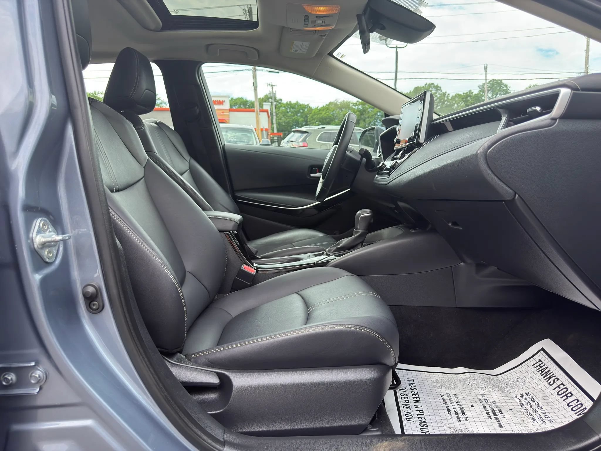 Used 2021 Toyota Corolla XLE FWD image 22