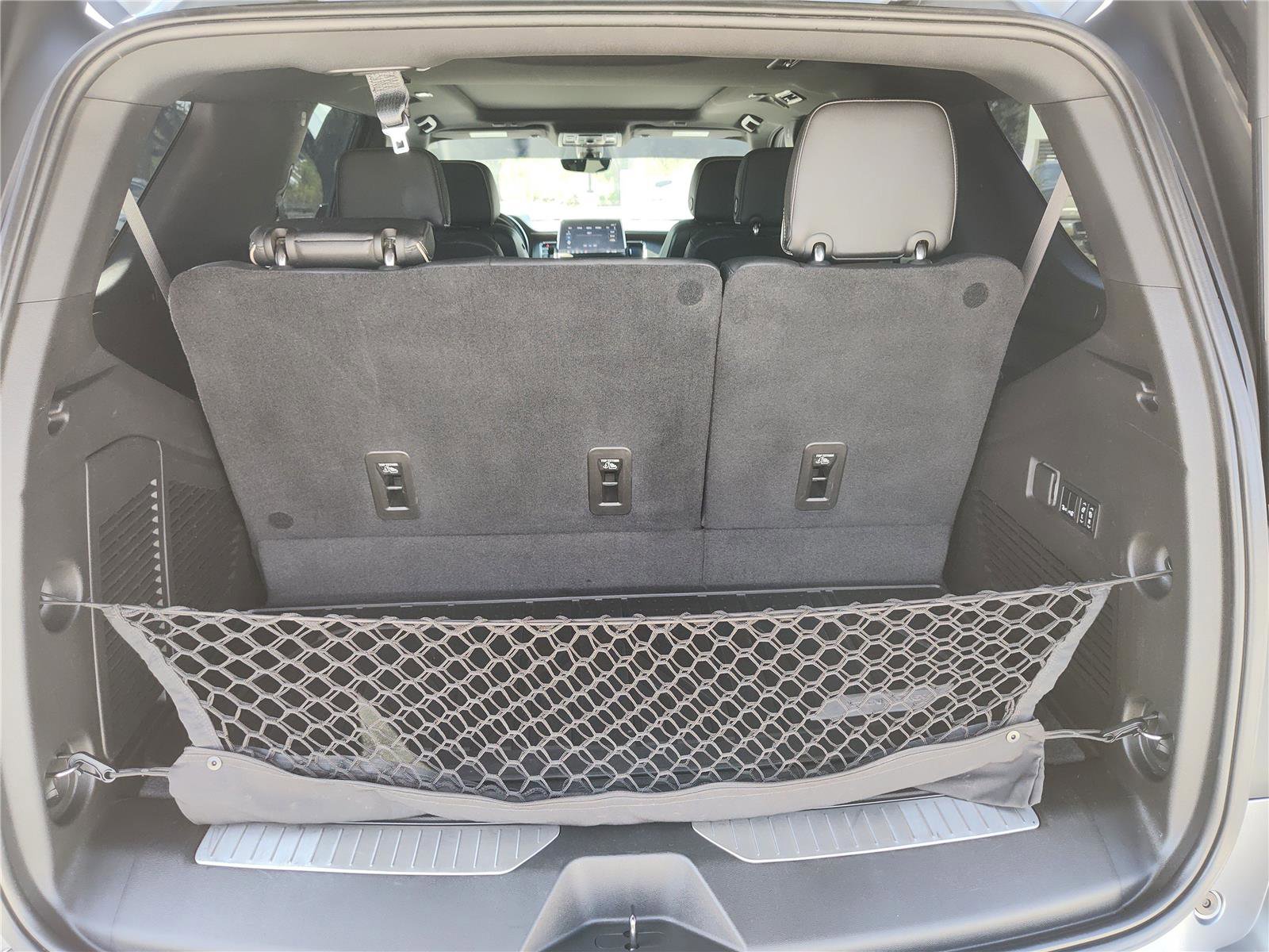 Used 2021 Chevrolet Tahoe Premier w/ Premium Package image 7