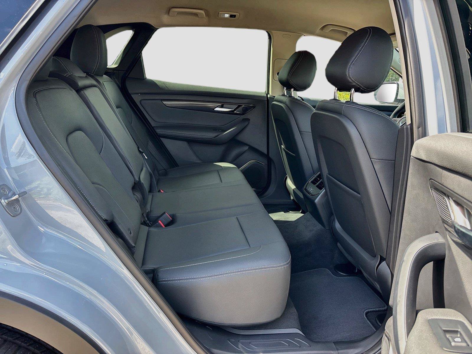 New 2027 VinFast VF 8 Eco AWD/4WD image 27