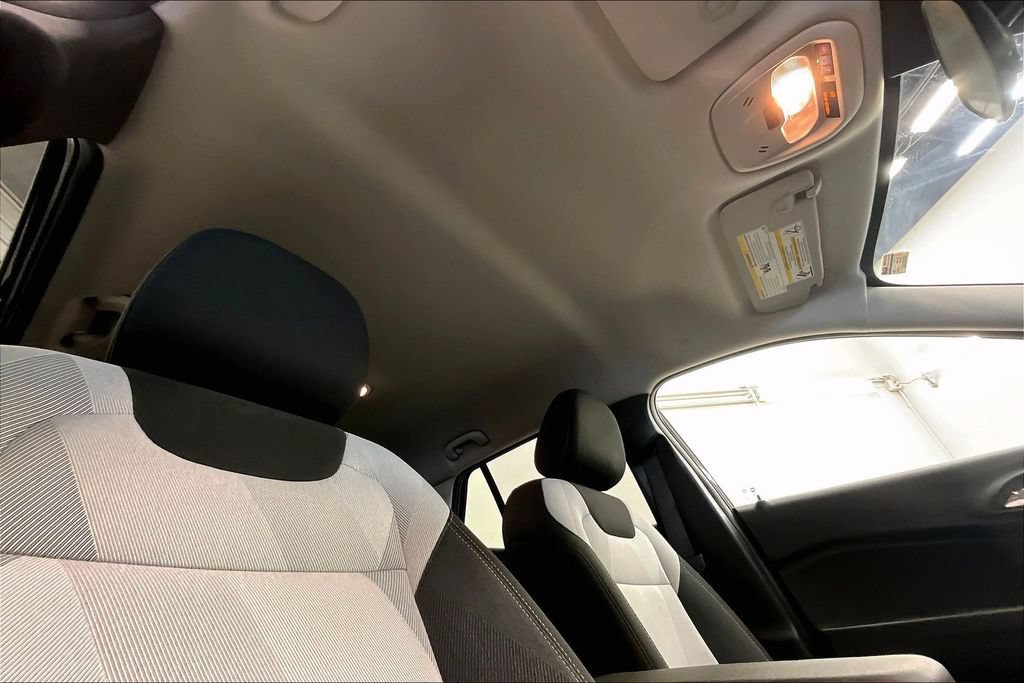 Used 2024 Chevrolet Trax LS FWD image 28