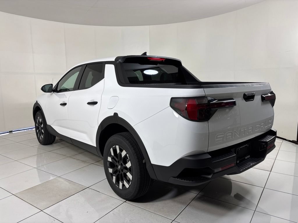 New 2027 Hyundai Santa Cruz SE FWD image 3