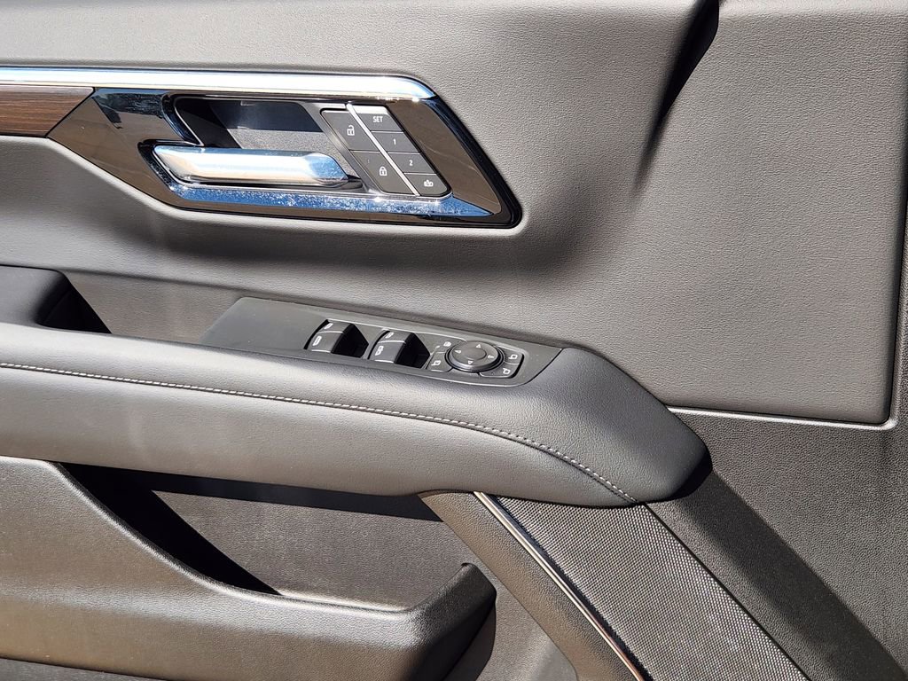 New 2026 Chevrolet Tahoe LS image 15