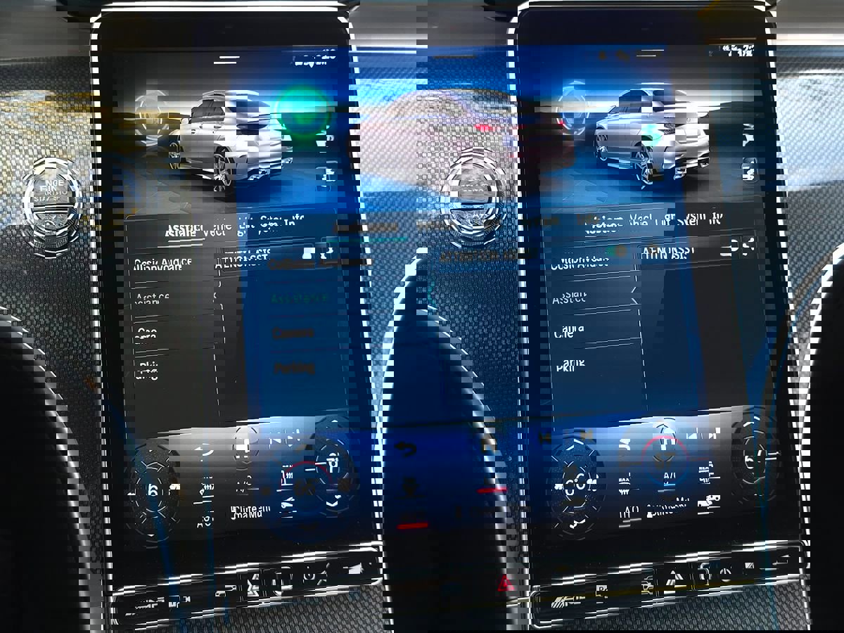 Used 2023 Mercedes-Benz C 43 AMG 4MATIC Sedan image 44