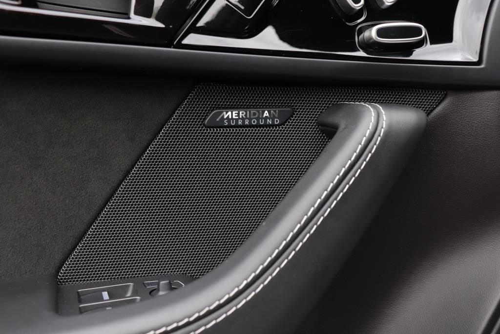 Used 2022 Jaguar F-TYPE R-Dynamic image 59