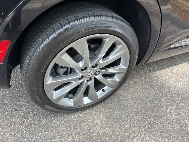 Used 2023 Buick Envision Avenir AWD/4WD image 15