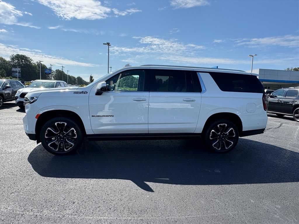 Used 2024 Chevrolet Suburban High Country w/ Advanced Technology Package AWD/4WD image 6