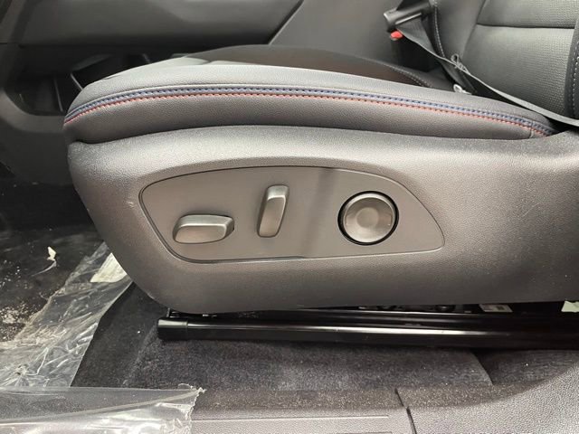 New 2026 Chevrolet Equinox EV RS image 9