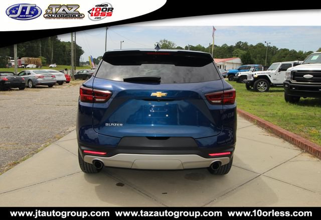 Used 2023 Chevrolet Blazer LT FWD image 6