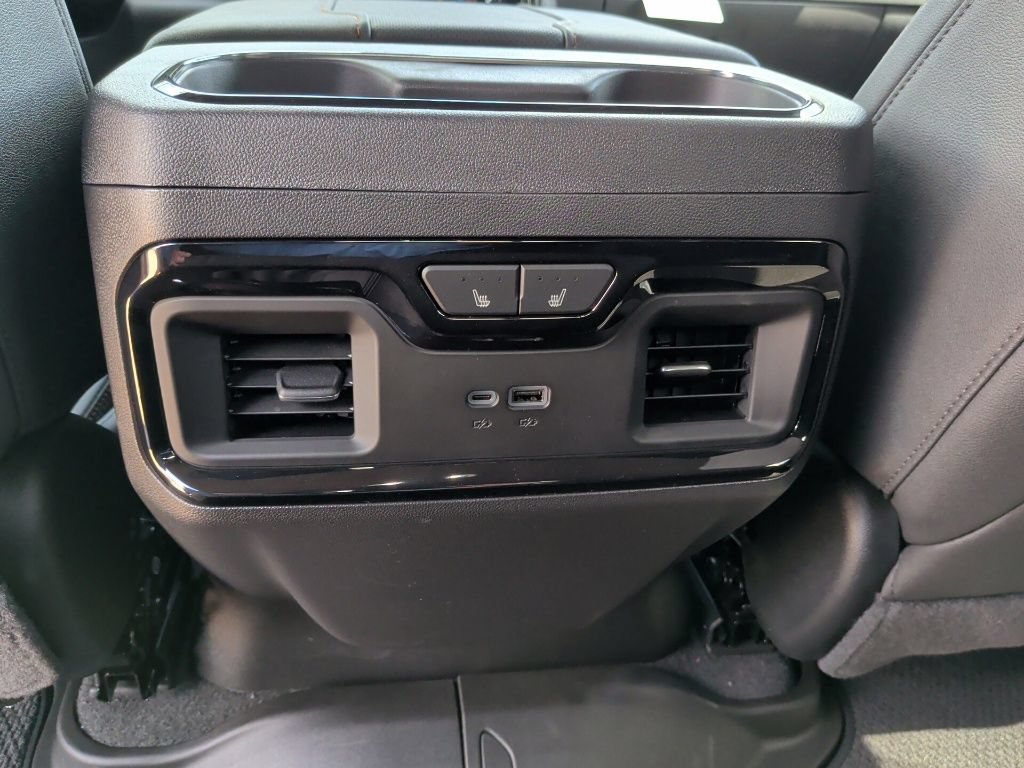 New 2026 GMC Sierra 1500 AT4 w/ AT4 Premium Package AWD/4WD image 42