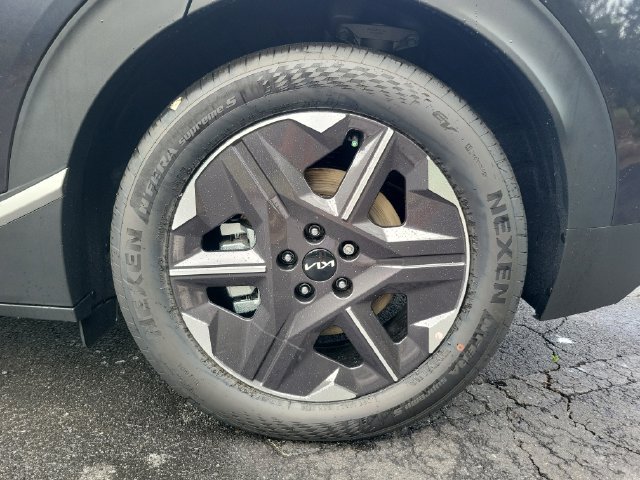 New 2026 Kia EV6 Light RWD image 7