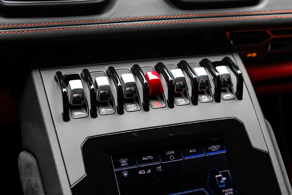 Used 2020 Lamborghini Huracan EVO AWD/4WD image 29