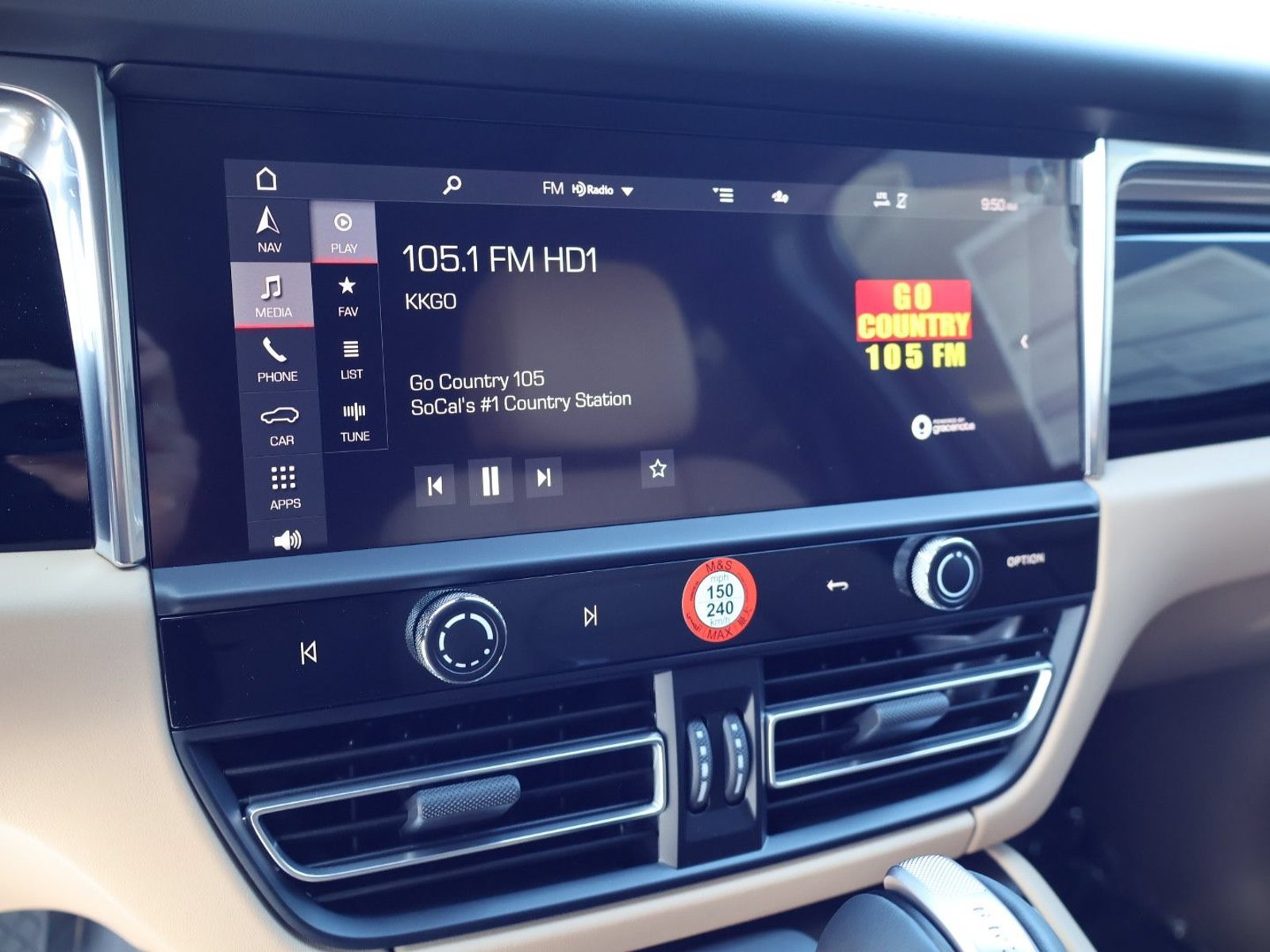 New 2026 Porsche Macan Turbo AWD/4WD image 17