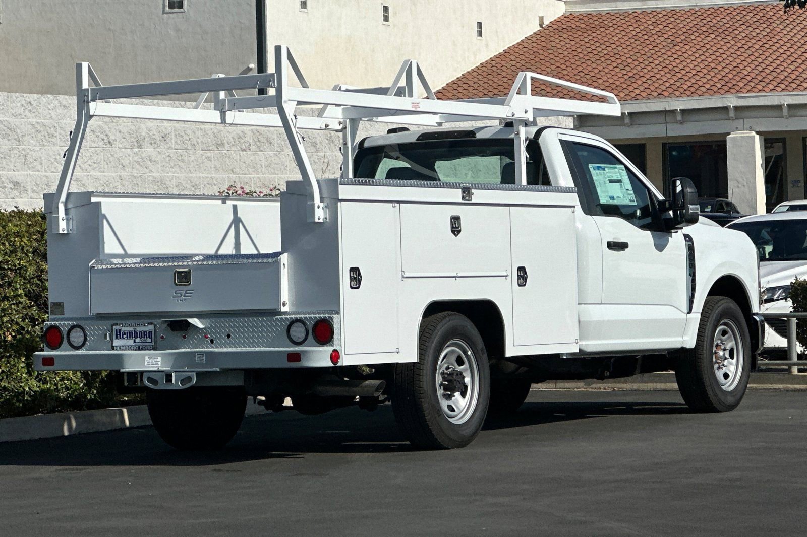 New 2025 Ford F350 XL w/ XL Chrome Package image 4