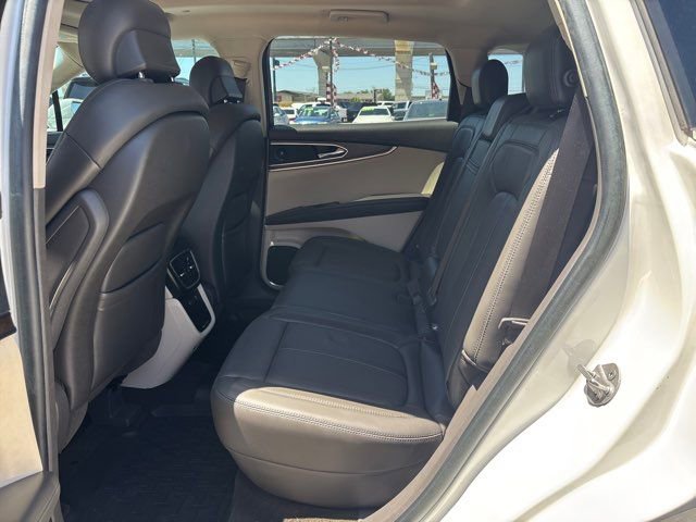 Used 2020 Lincoln Nautilus Reserve w/ Equipment Group 201A image 21