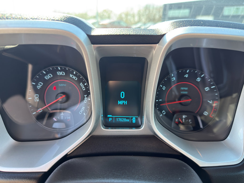 Used 2013 Chevrolet Camaro LS RWD image 16