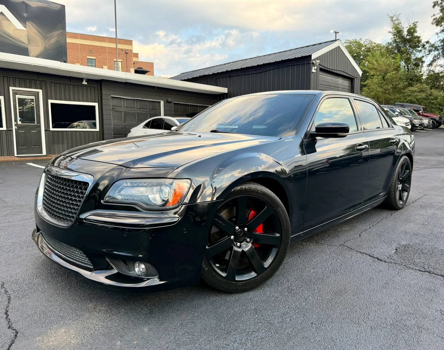Used 2014 Chrysler 300 SRT8 w/ Leather Interior Group RWD image 1
