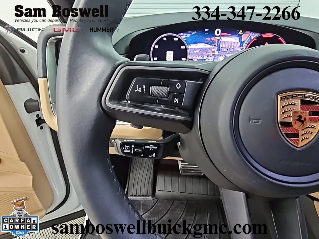 Used 2025 Porsche Cayenne Coupe image 25