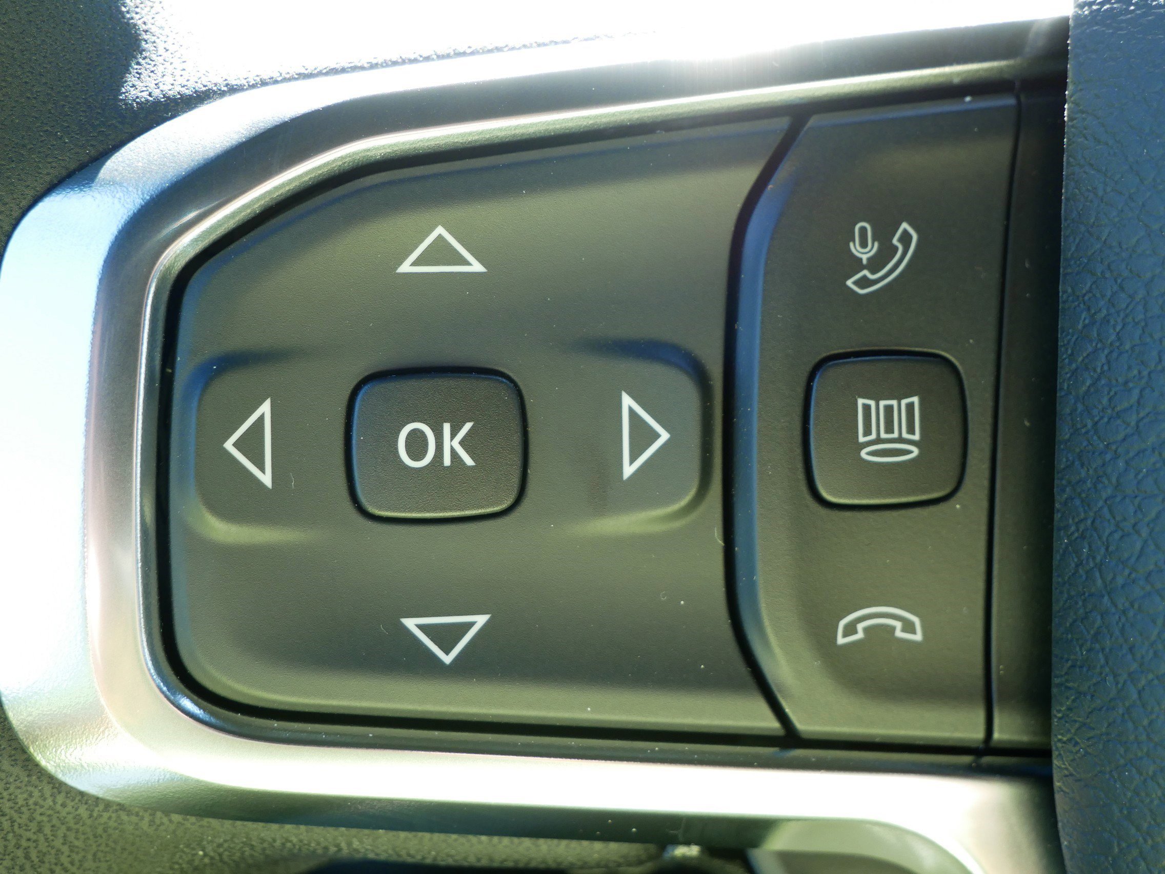 New 2026 RAM 1500 Laramie w/ Night Edition image 15