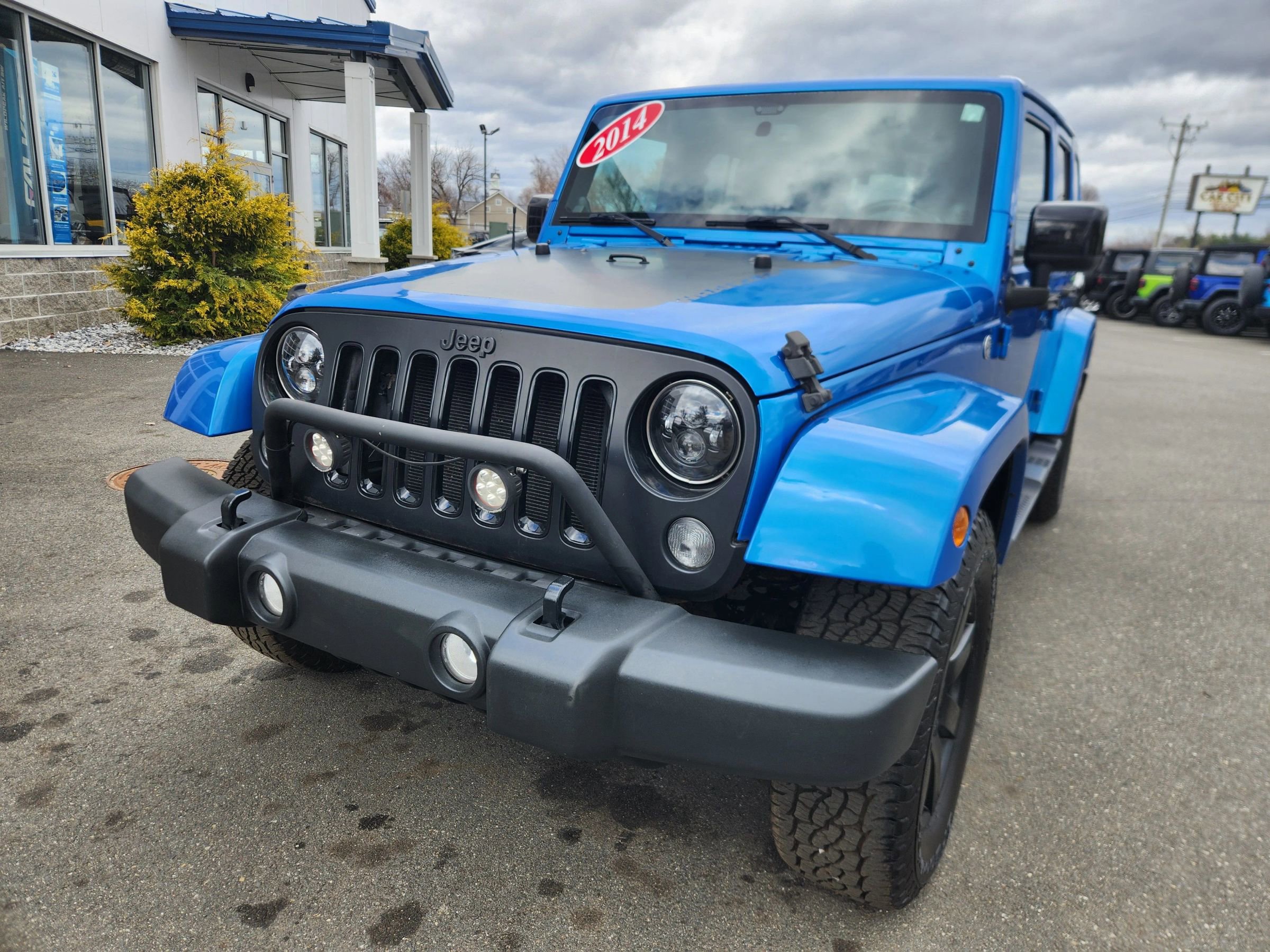 Used 2014 Jeep Wrangler Unlimited Sahara image 4