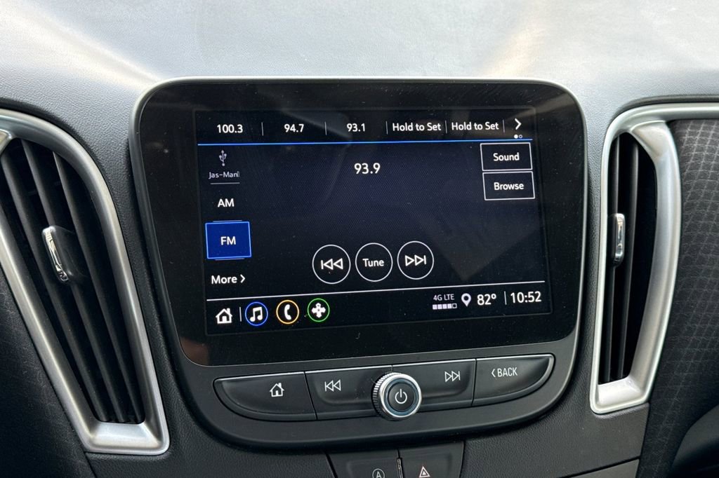 Used 2025 Chevrolet Malibu RS image 27