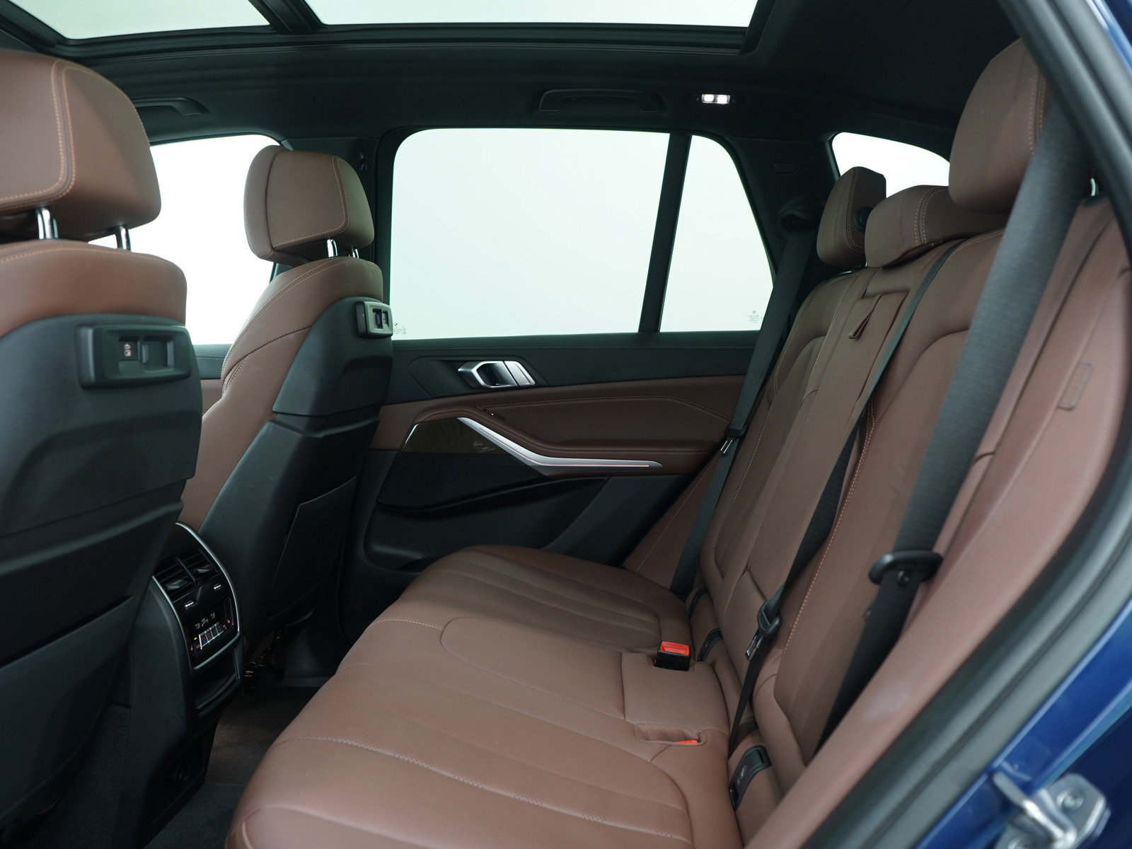 Used 2022 BMW X5 xDrive40i w/ Premium Package image 19