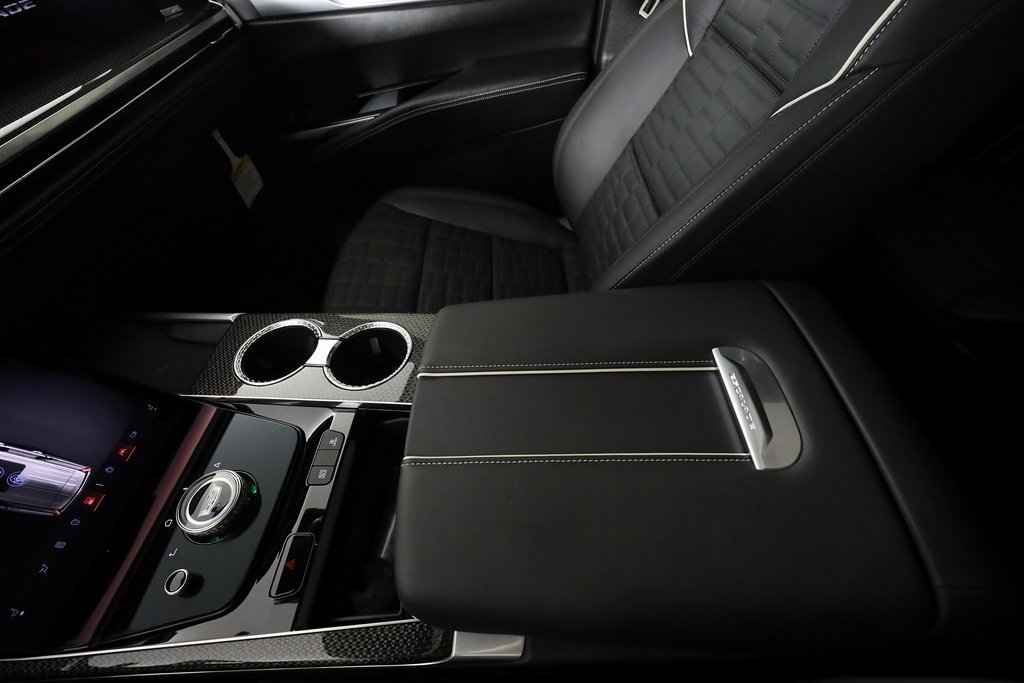 Used 2025 Cadillac Escalade V image 33