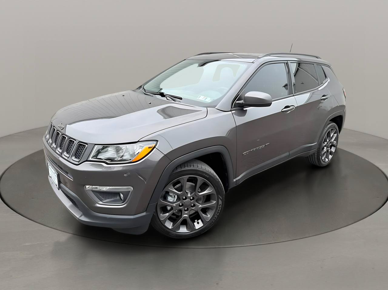 Used 2021 Jeep Compass Latitude w/ Sun and Sound Group FWD image 2