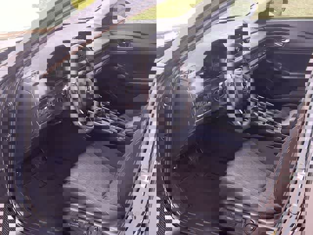 Used 2023 Honda Accord EX image 3