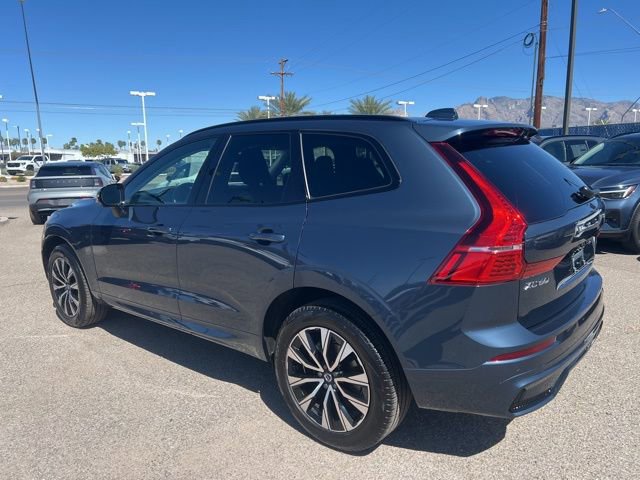 Used 2025 Volvo XC60 B5 Core image 5