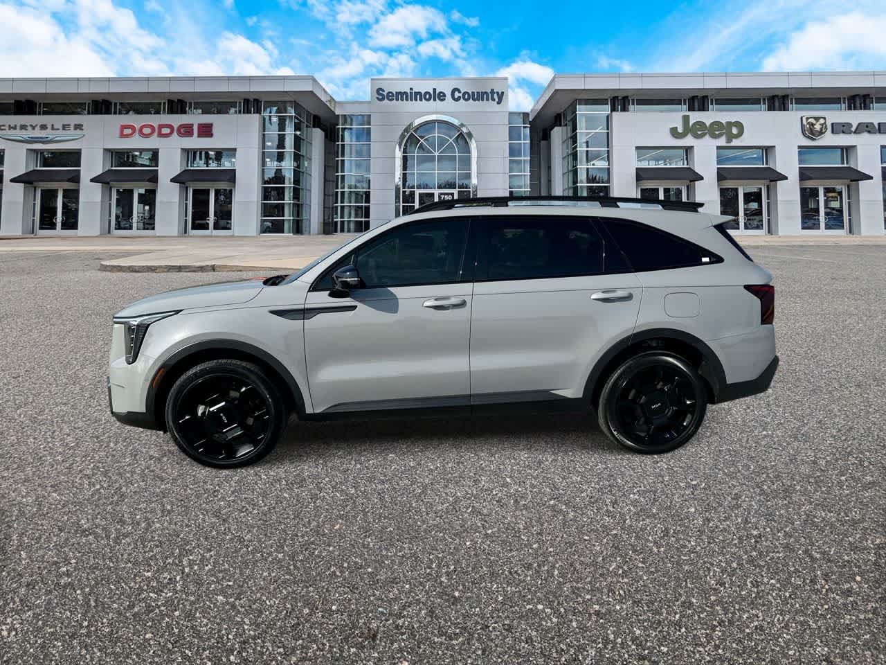 Used 2024 Kia Sorento SX AWD/4WD image 5